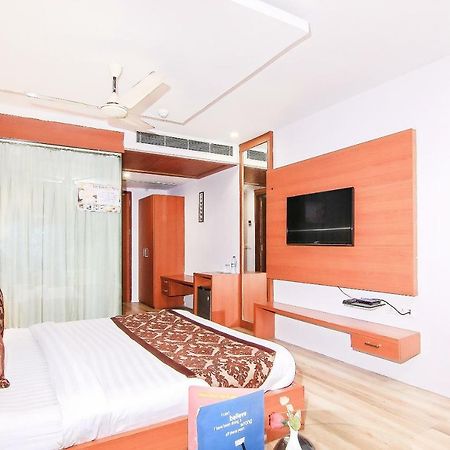 Hotel Oyo 3683 De Global Park Hasanganj Zewnętrze zdjęcie