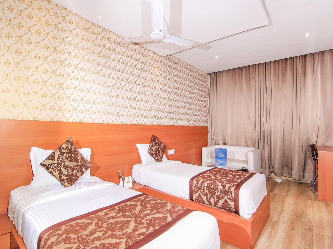 Hotel Oyo 3683 De Global Park Hasanganj Zewnętrze zdjęcie