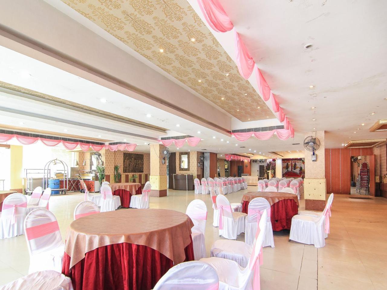Hotel Oyo 3683 De Global Park Hasanganj Zewnętrze zdjęcie