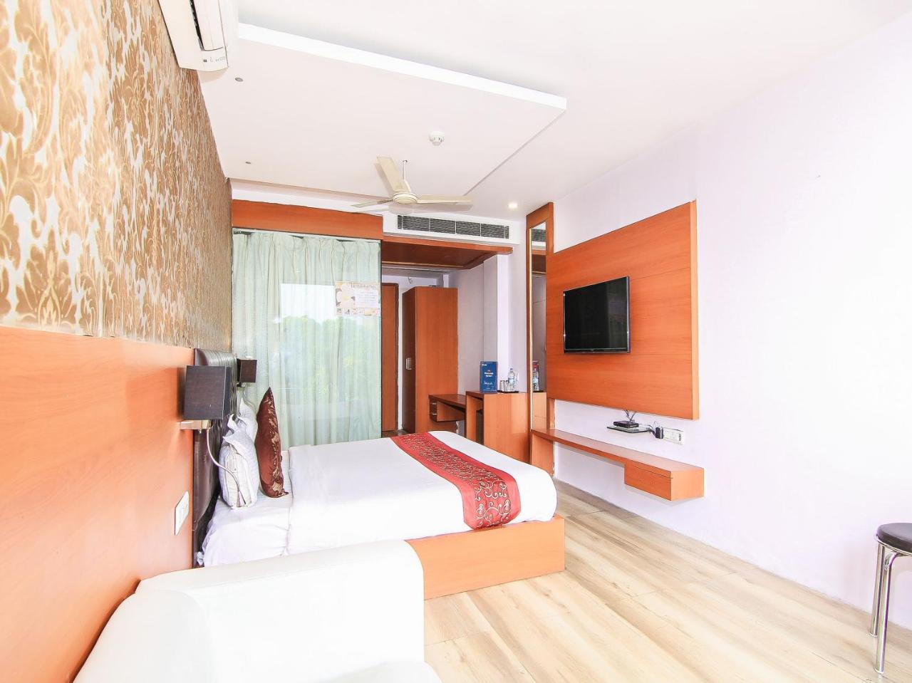 Hotel Oyo 3683 De Global Park Hasanganj Zewnętrze zdjęcie