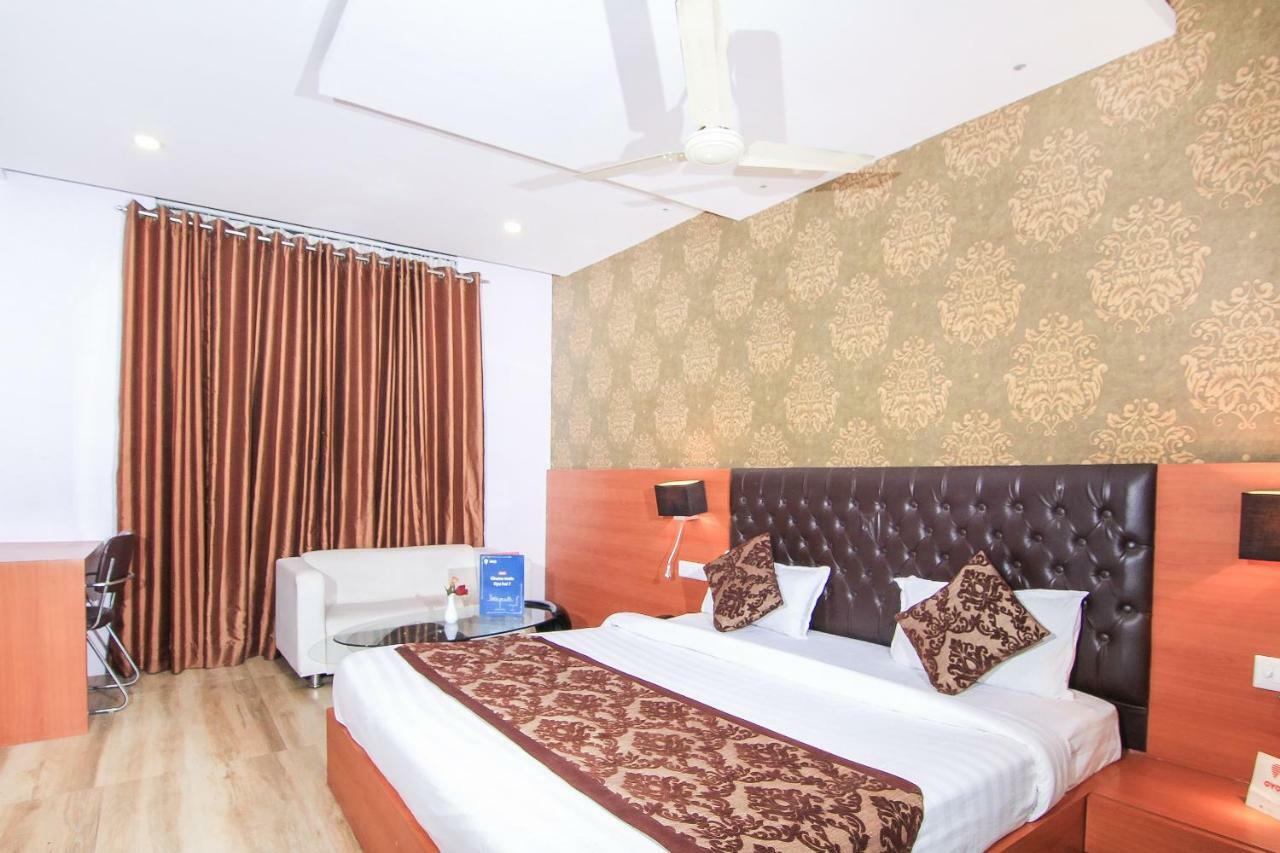 Hotel Oyo 3683 De Global Park Hasanganj Zewnętrze zdjęcie