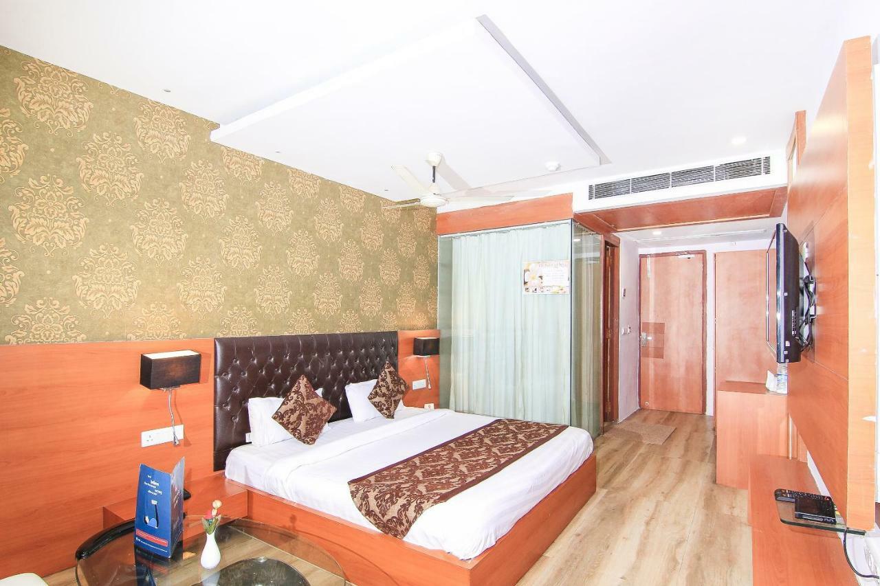 Hotel Oyo 3683 De Global Park Hasanganj Zewnętrze zdjęcie